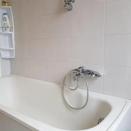 Vi Floor Apartment *